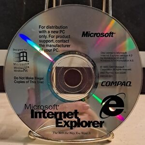 Microsoft Internet Explorer CD with Black and Silver Design